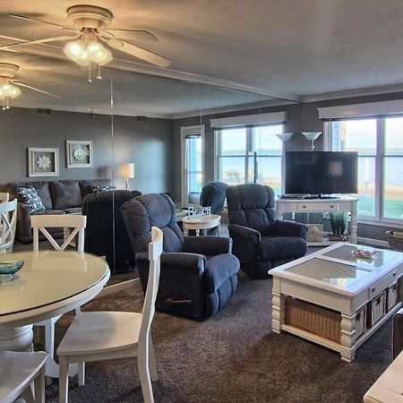 103 North Shore Inn Traverse City Eksteriør billede