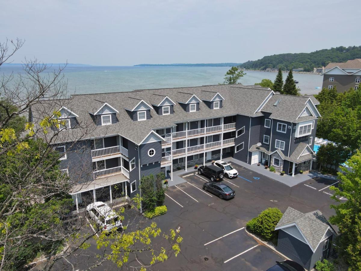 103 North Shore Inn Traverse City Eksteriør billede