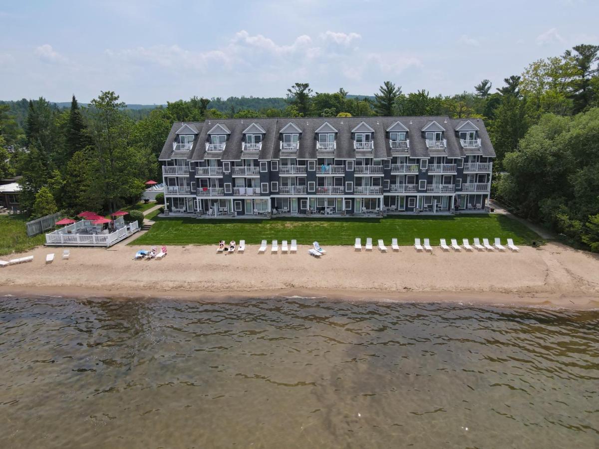103 North Shore Inn Traverse City Eksteriør billede